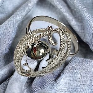 Sarah Coventry Ebb Tide silver adjustable ring
